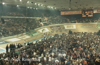 Photo of the crowd at the Ghent Six-Day bike race